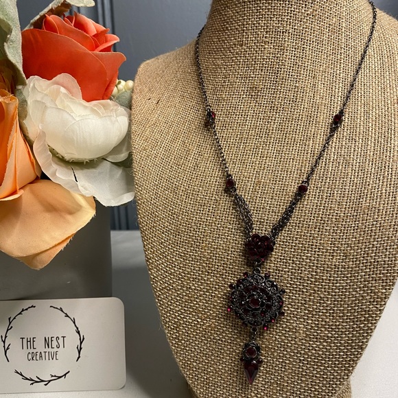 Monet Jewelry - Vintage Monet Ruby Necklace